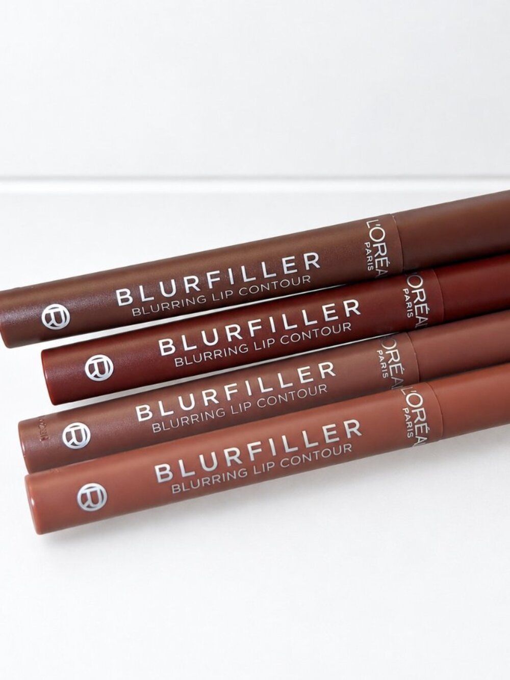 NEW L’Oréal Paris Paradise BlurFiller Lip Contour 4 Pc Bundle